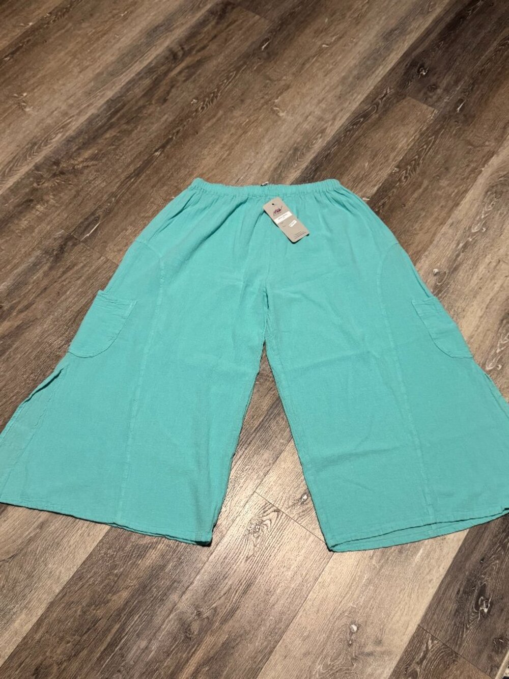 NWT MARIA DE GUADALAJARA SIZE 3 TURQUOISE CAPRIS GAUZE PANTS PLUS SIZE